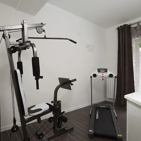 Gregorio Vii Luxury Πανσιόν